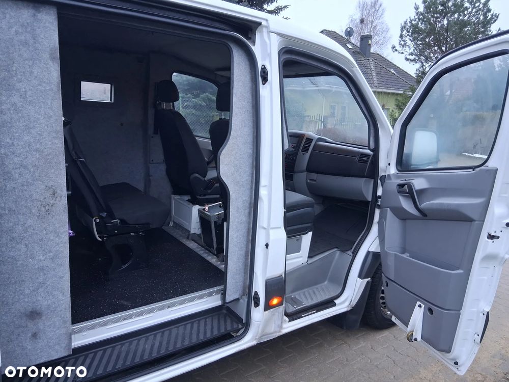Volkswagen Crafter - 11