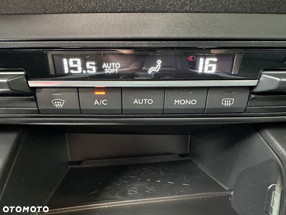 Peugeot RIFTER 1.5 diesel 130KM automat - 21