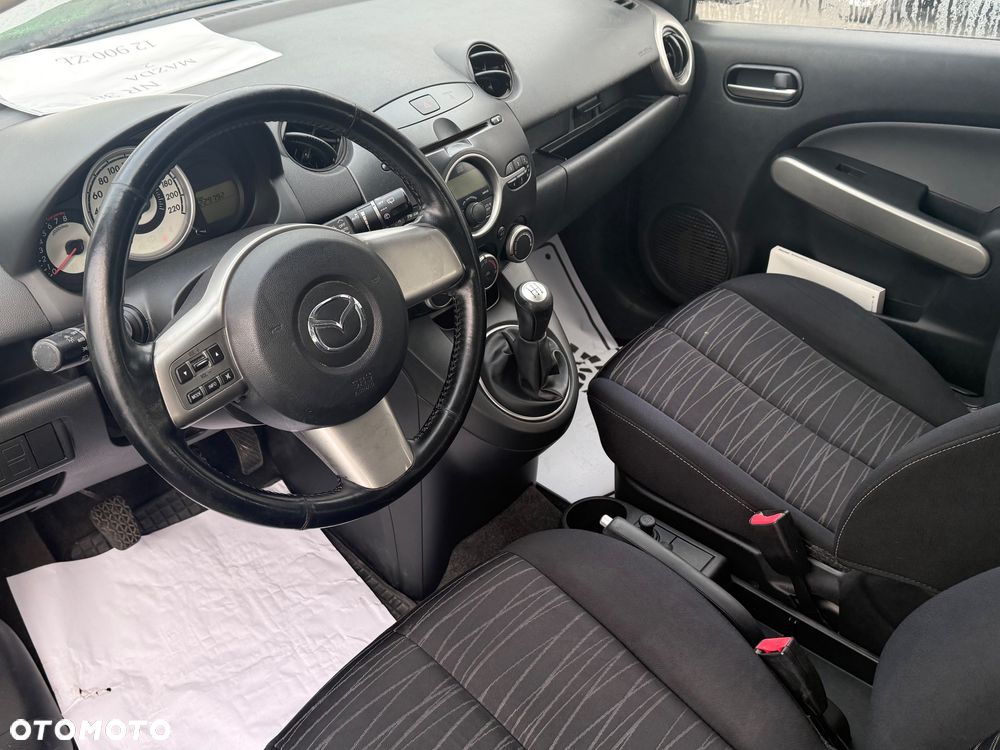 Mazda 2 1.3 Exclusive+ - 8