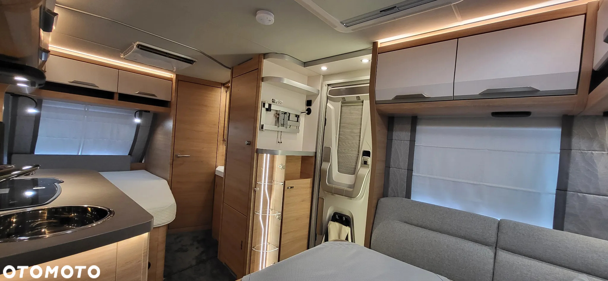 KNAUS SÜDWIND 450 FU 60 YEARS - 26