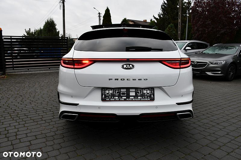 Kia ProCeed 1.4 T-GDI DCT7 OPF GT LINE - 31