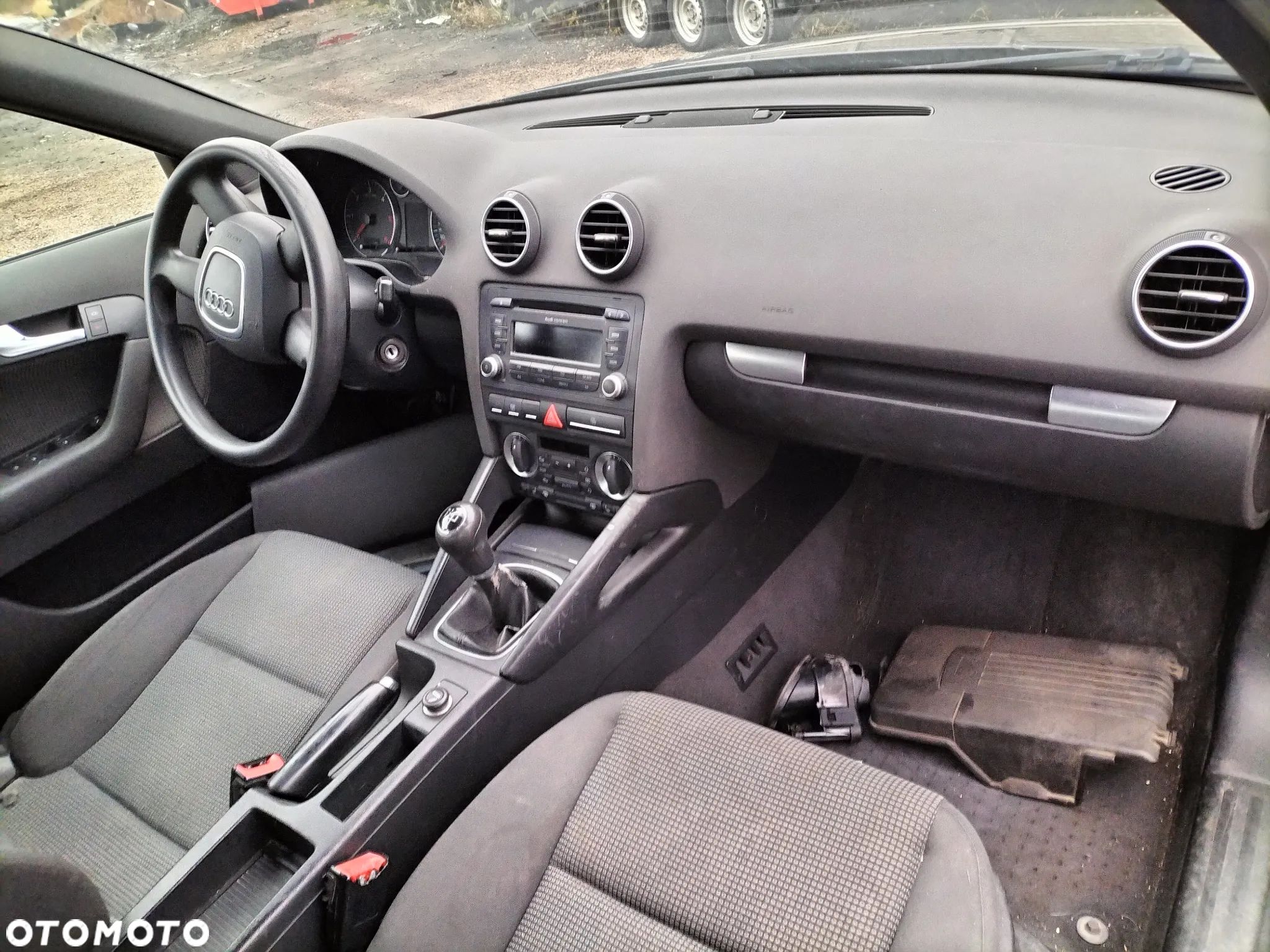 CZARNY SUFIT KIEROWNICA FOTELE AUDI A3 8P LIFT KOD LAK. LZ9Y 03-12r - 1