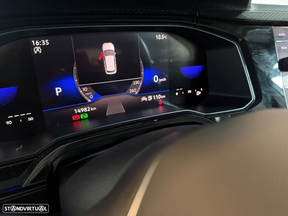 VW Taigo 1.0 TSI Urban DSG - 11