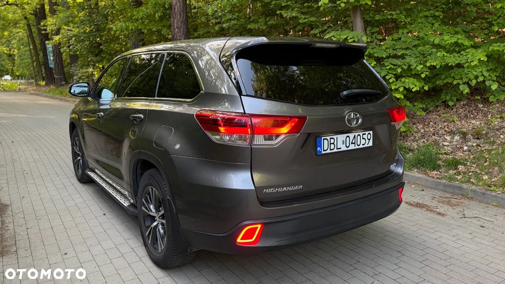 Toyota Highlander - 25