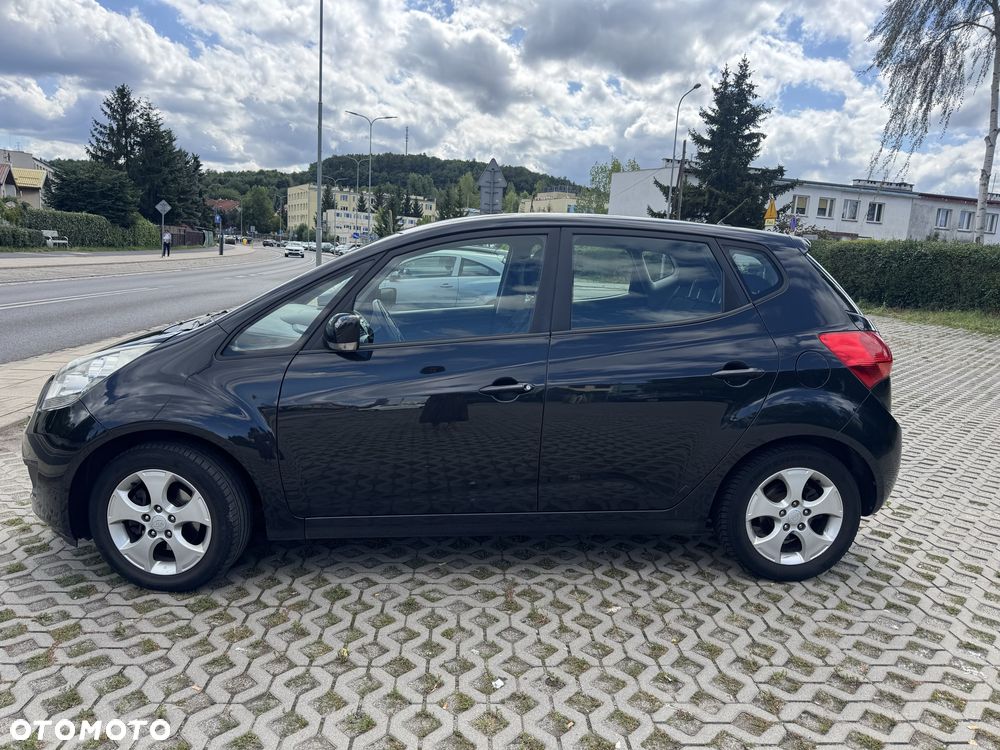 Kia Venga - 1