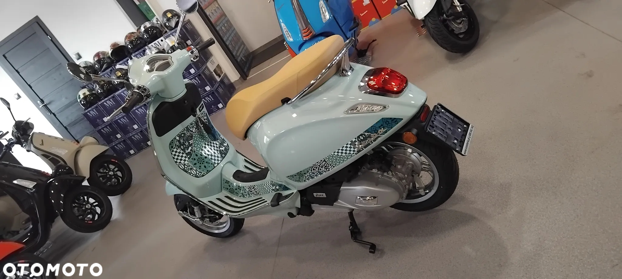 Vespa Primavera - 3