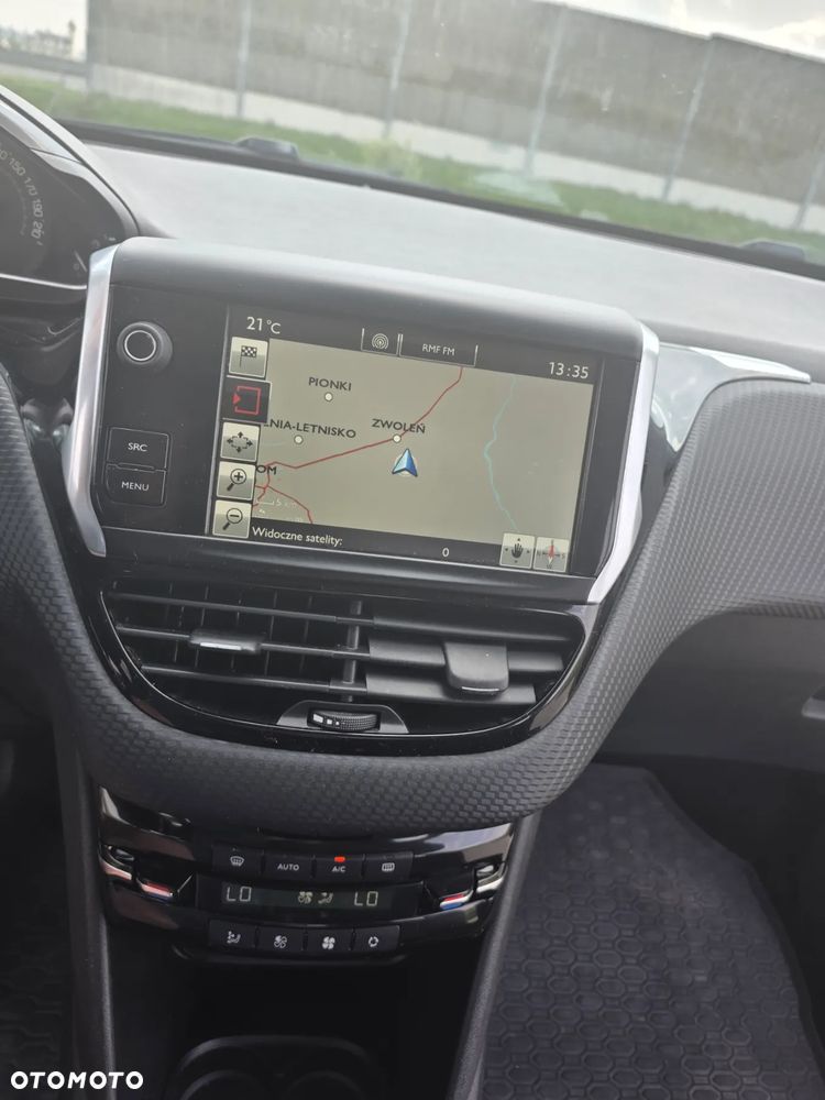 Peugeot 208 1.2 PureTech Allure S&S - 14