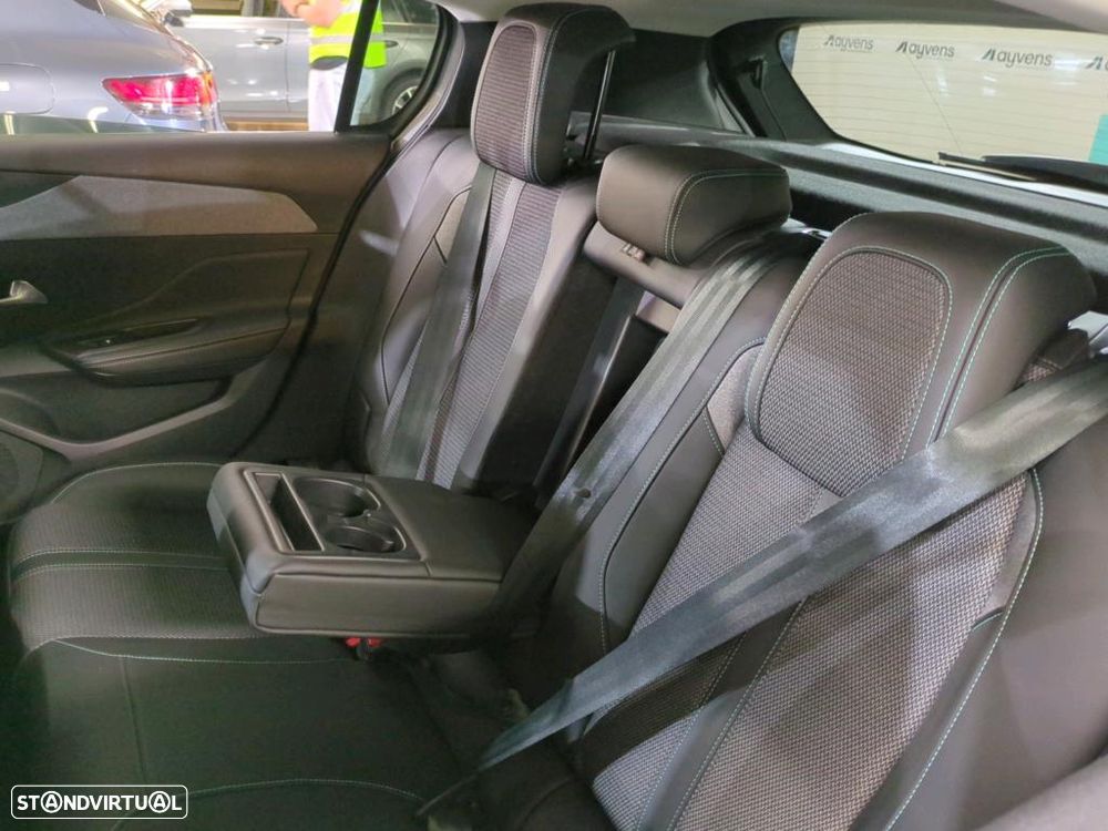 Peugeot 308 1.6 Hybrid Allure e-EAT8 - 9