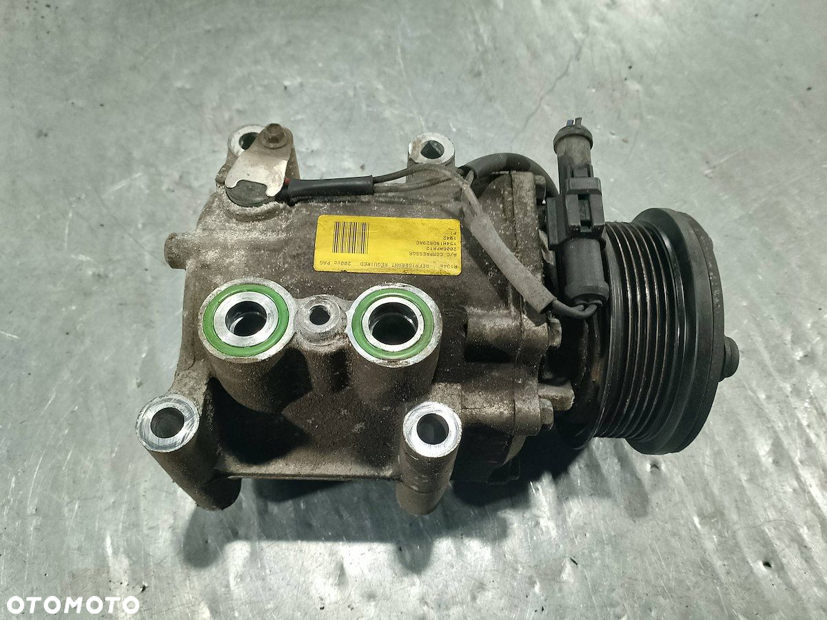 POMPA, SPRĘŻARKA KLIMATYZACJI MAZDA 2 YS4H19D629AC 1.6 16V - 4