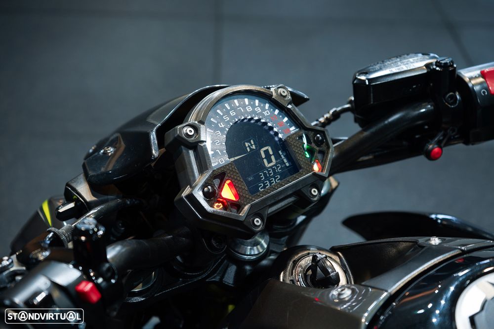 Kawasaki Z Z900 - 11