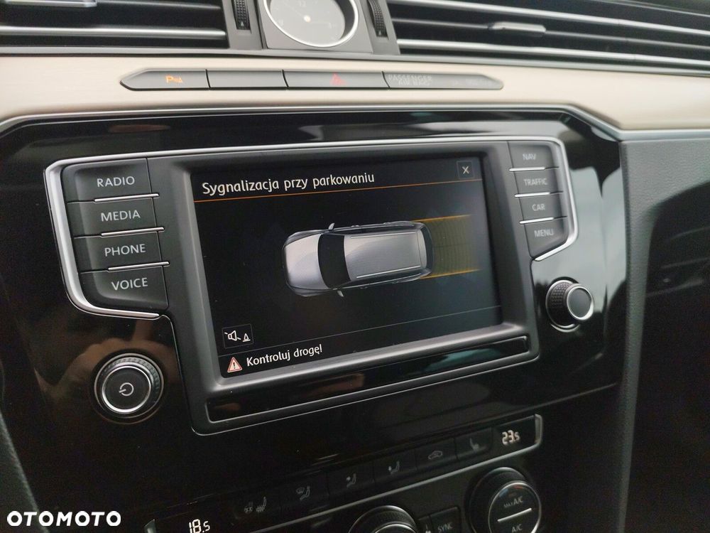 Volkswagen Passat 2.0 TDI BMT Highline DSG - 25