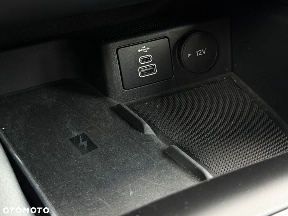 Ford Focus 1.0 EcoBoost mHEV ST-Line X - 27