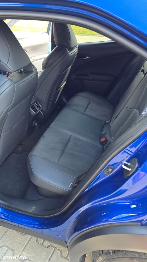 Lexus UX 200 F Sport 2WD - 14