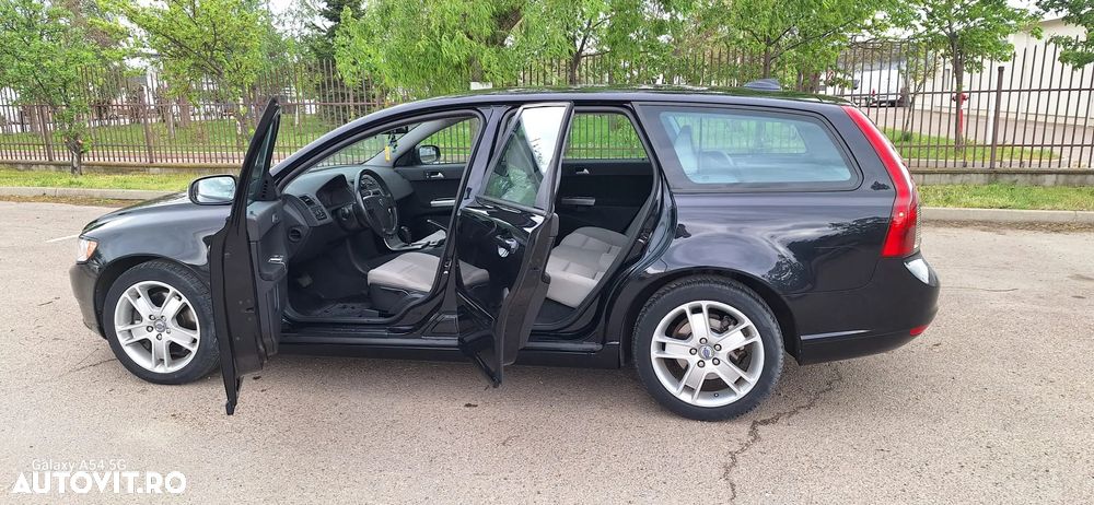 Volvo V50 - 13