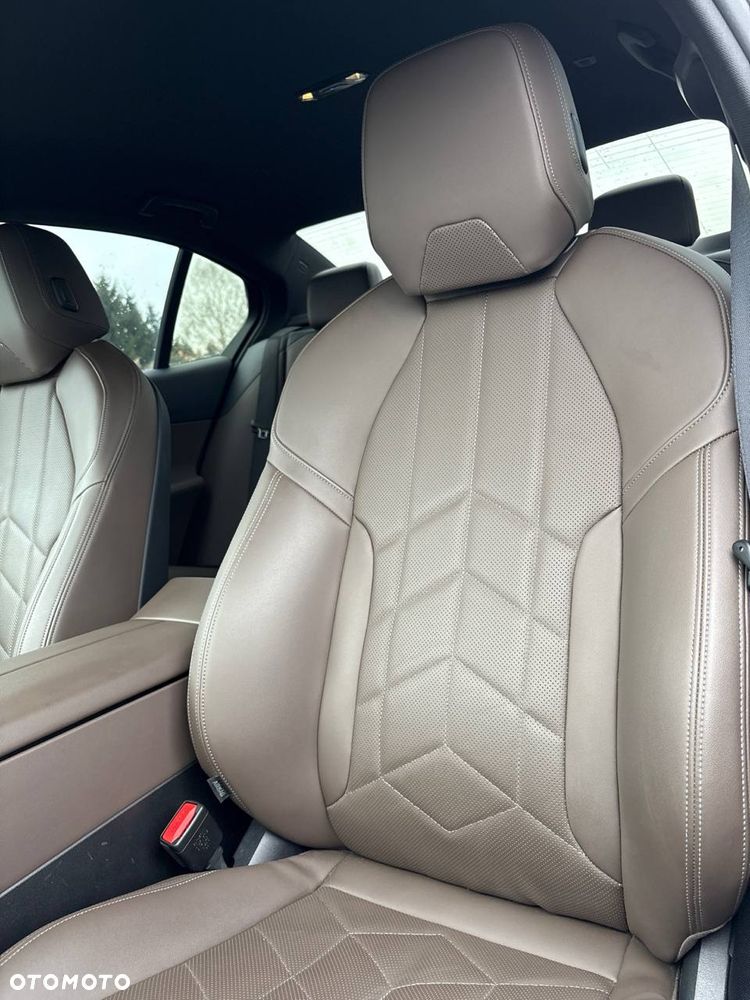 BMW Seria 5 520d xDrive - 19