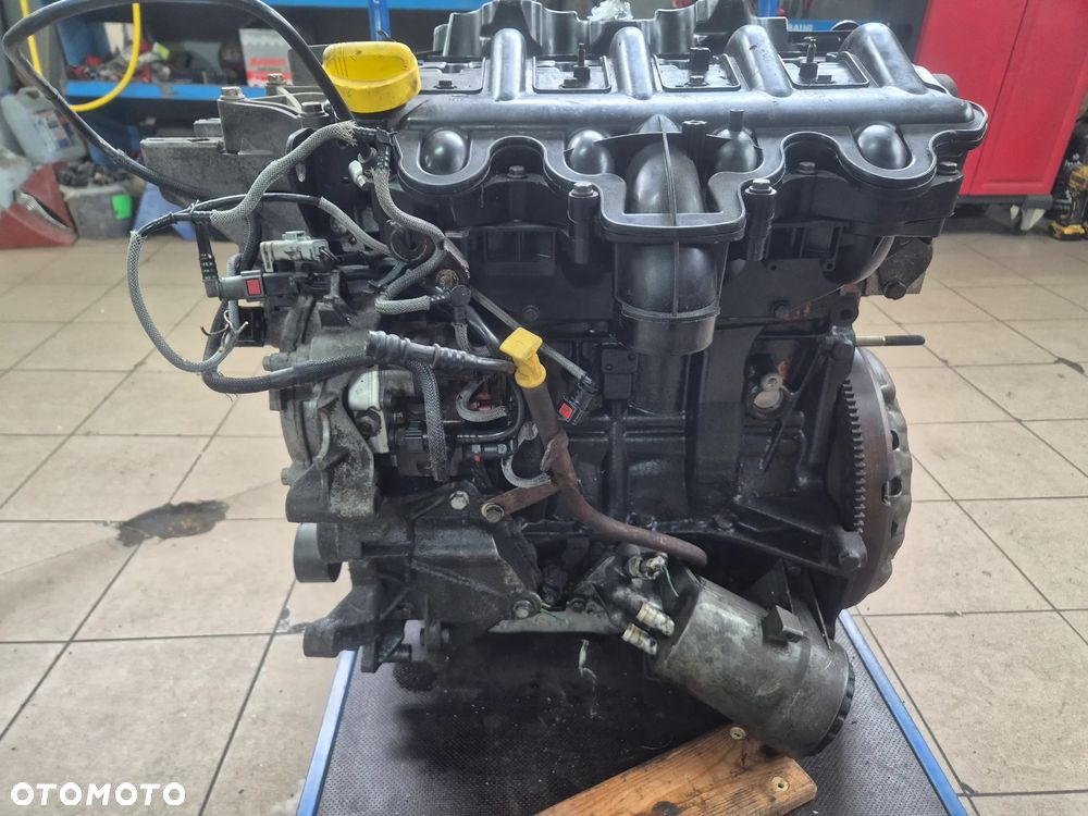 SILNIK MASTER MOVANO TRAFIC VIVARO 2.5 DCI  01-06r. EURO 3 - 2