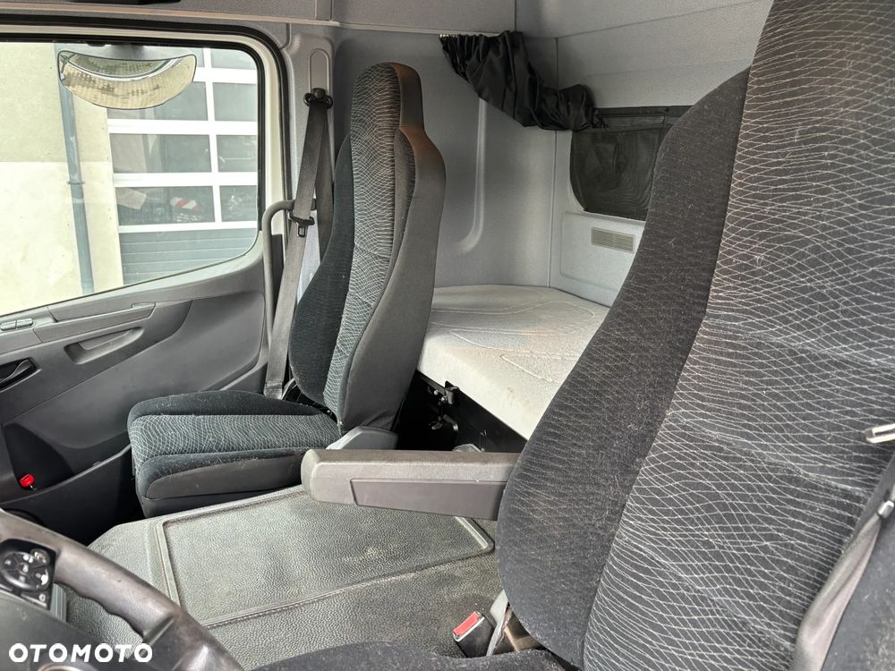 Mercedes-Benz ATEGO 1530 firanka , winda , 16 ton DMC , zaczep do przyczepy , kabina sypialna , z Niemiec, (1527, 1524, 1630, 1627, 1624) 6 cylindrów , sypialka, duże zbiorniki - 25
