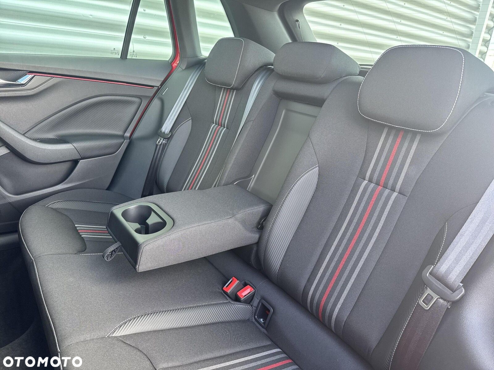 Skoda Kamiq 1.0 TSI Monte Carlo DSG - 27