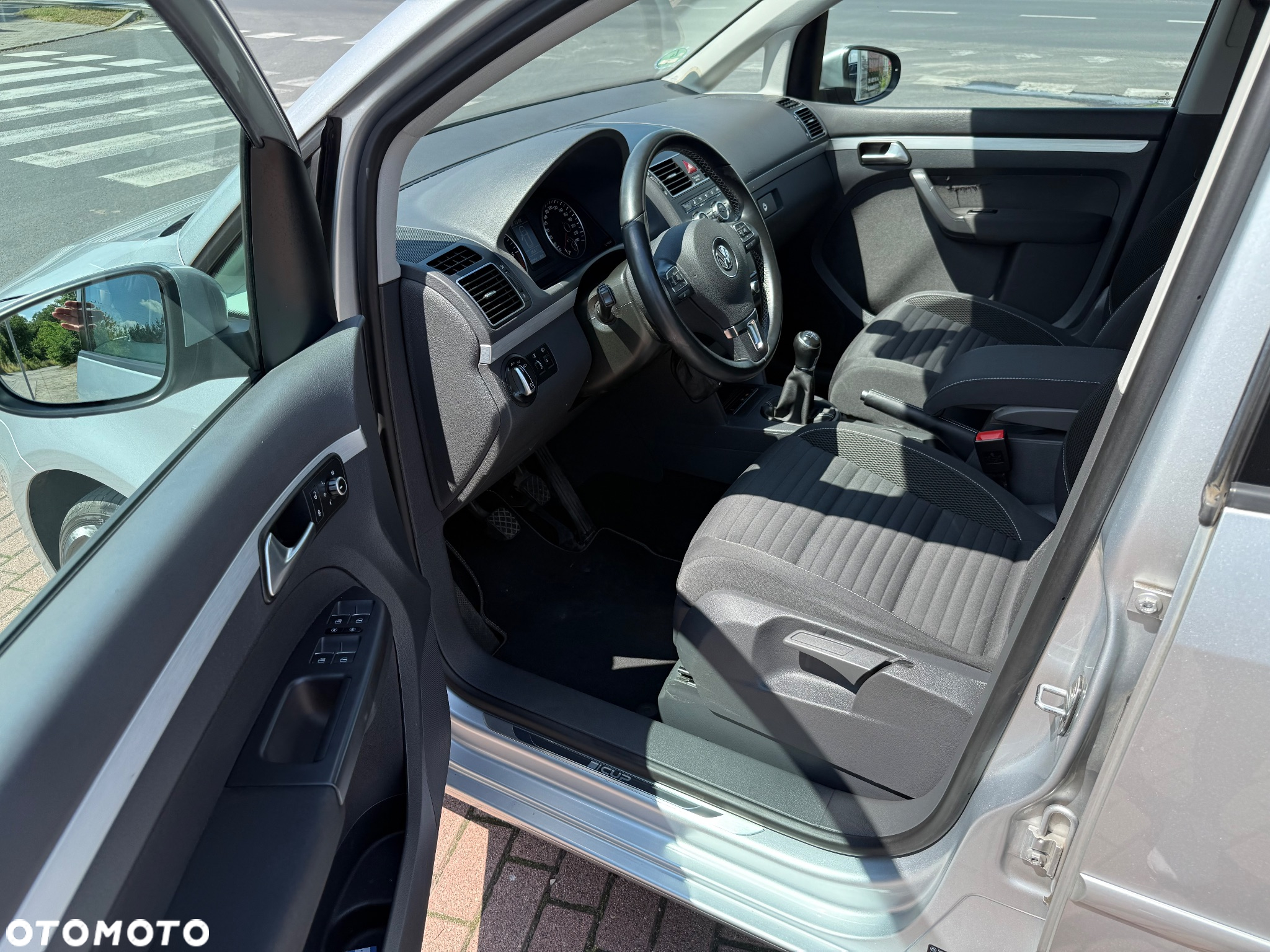 Volkswagen Touran 1.6 TDI DPF Cup - 8