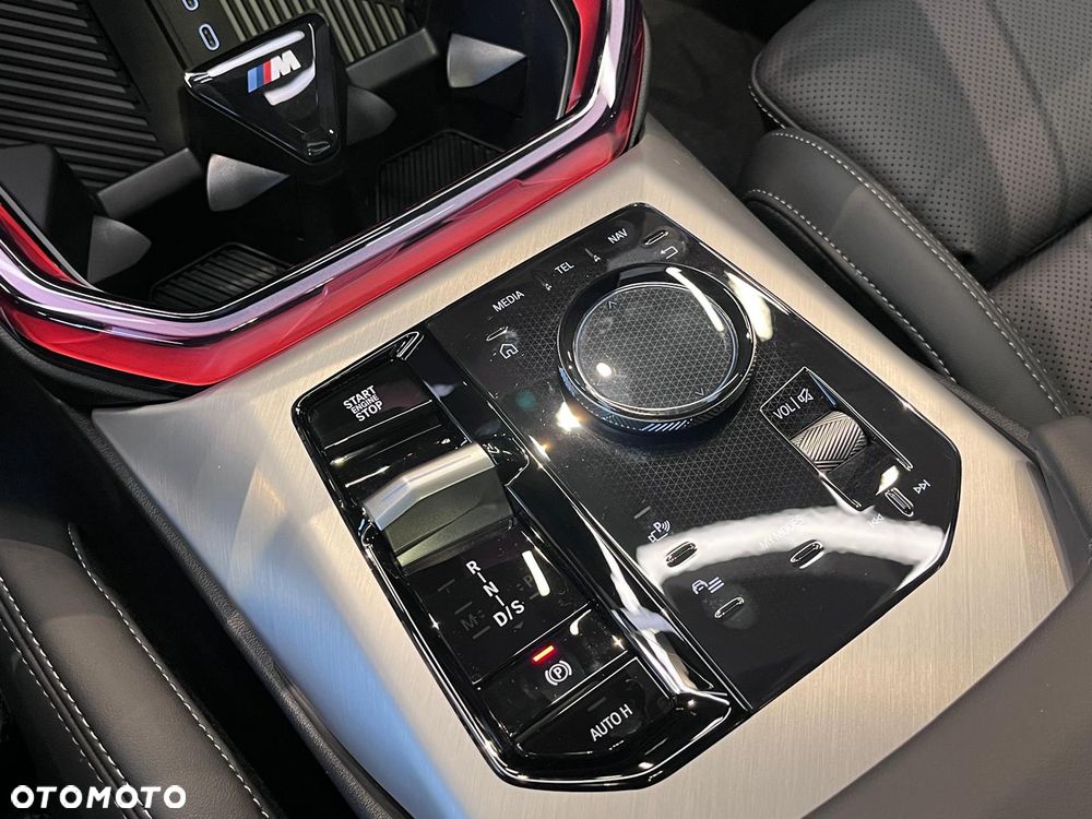 BMW X3 xM50 mHEV - 17