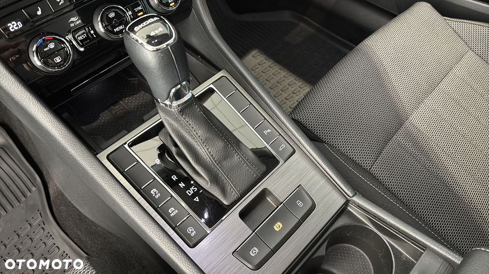Skoda Superb 2.0 TSI 4x4 Style DSG - 14