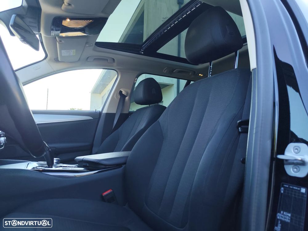 BMW 530 e Line Luxury - 10