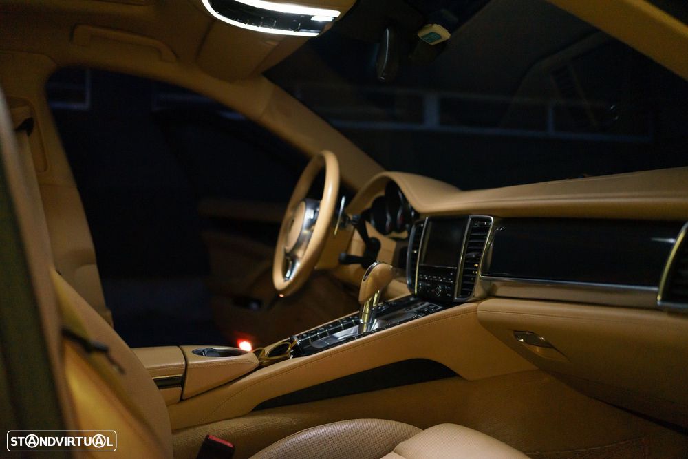 Porsche Panamera Standard - 6