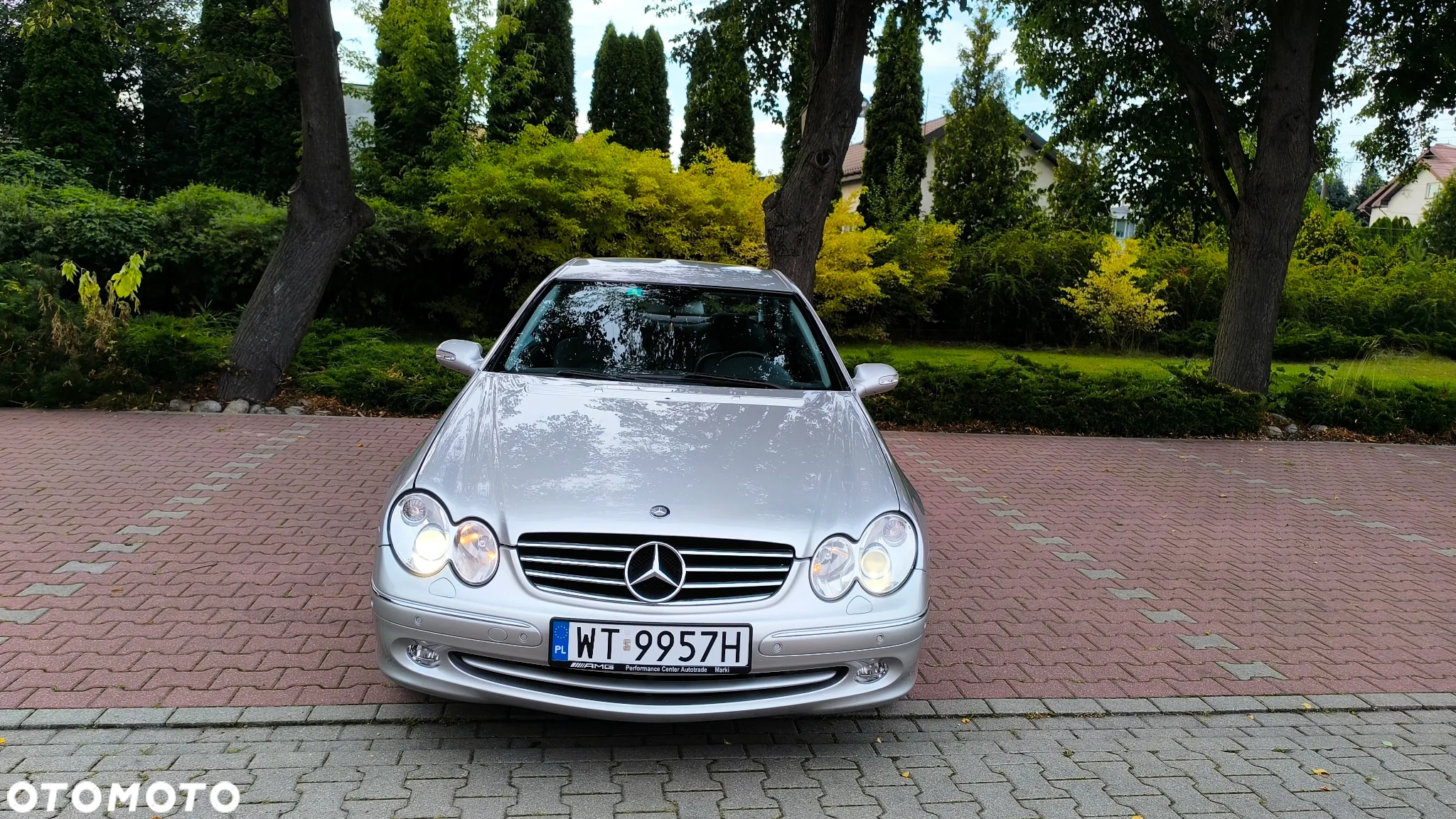 Mercedes-Benz CLK - 6