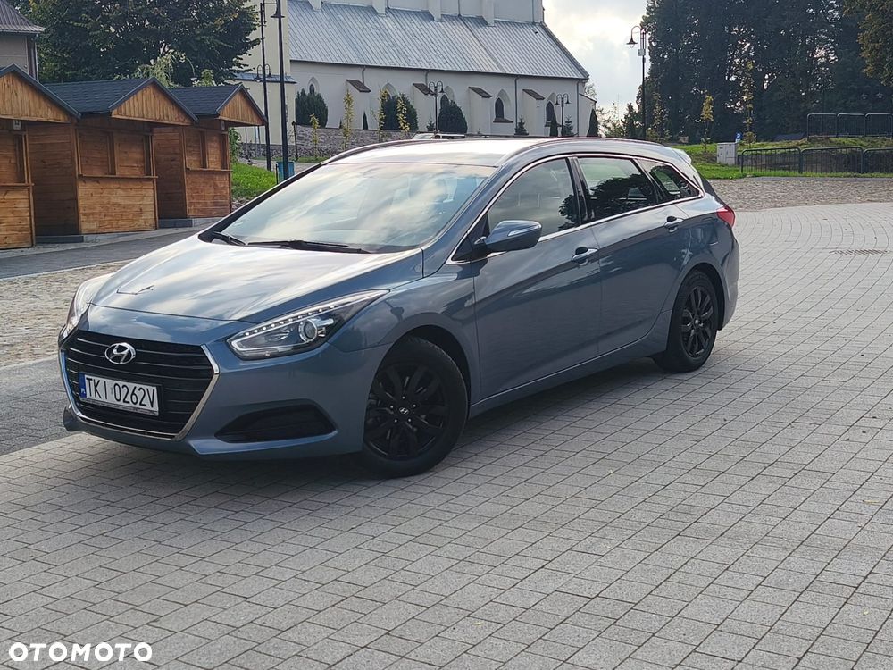 Hyundai i40 Kombi blue 1.6 Family+ - 1