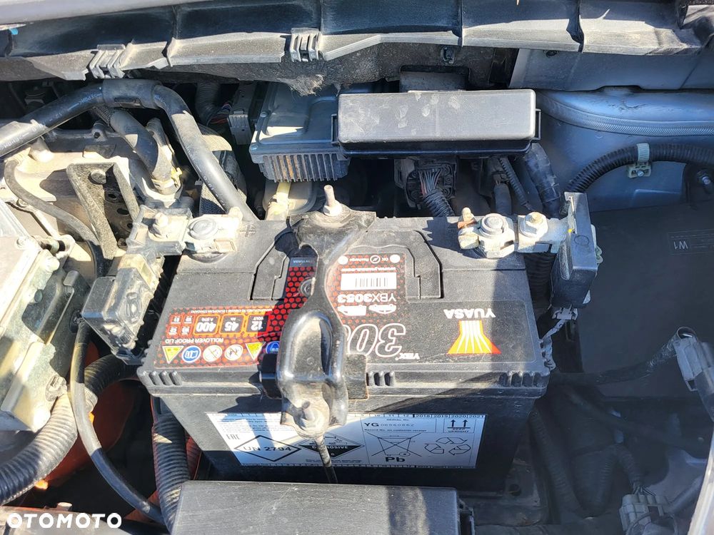 Nissan Leaf 24kWh Acenta - 21