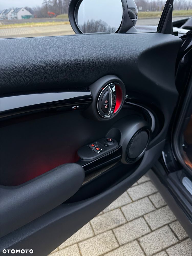 MINI ONE Standard - 23