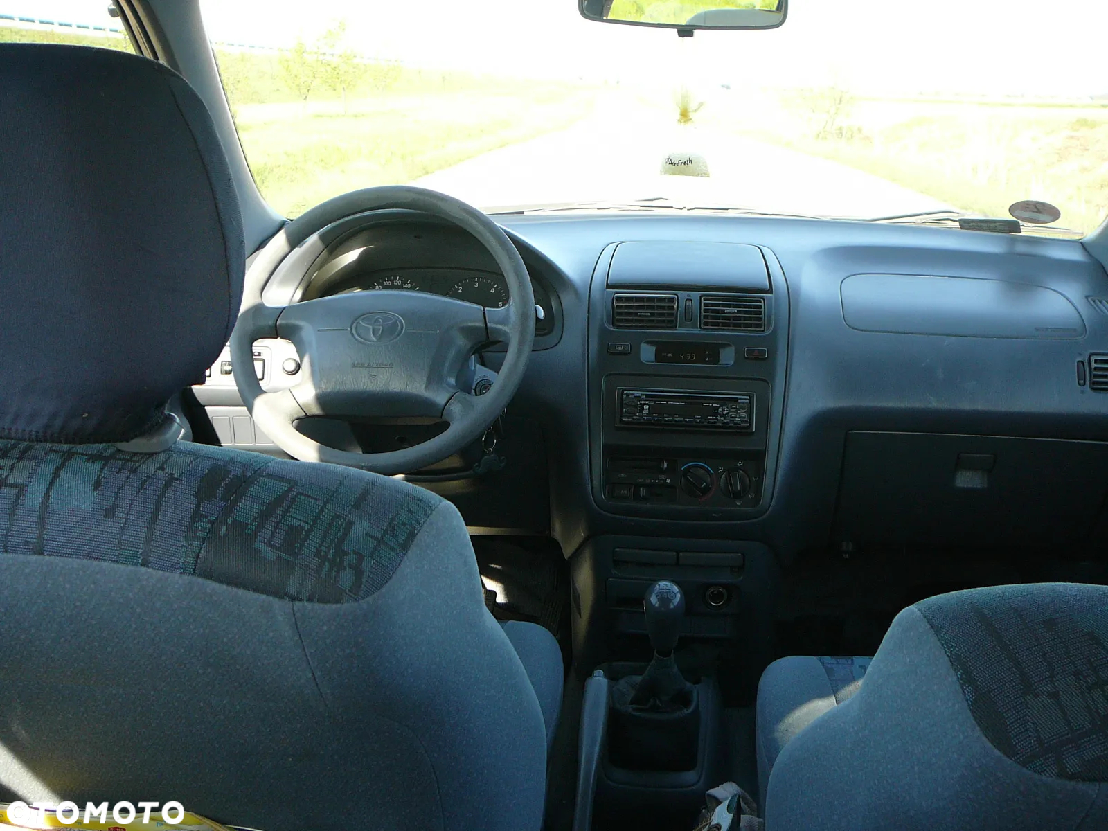 Toyota Picnic 2.2 TD - 13