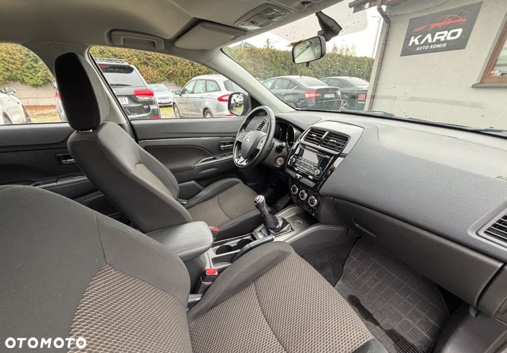 Mitsubishi ASX - 16