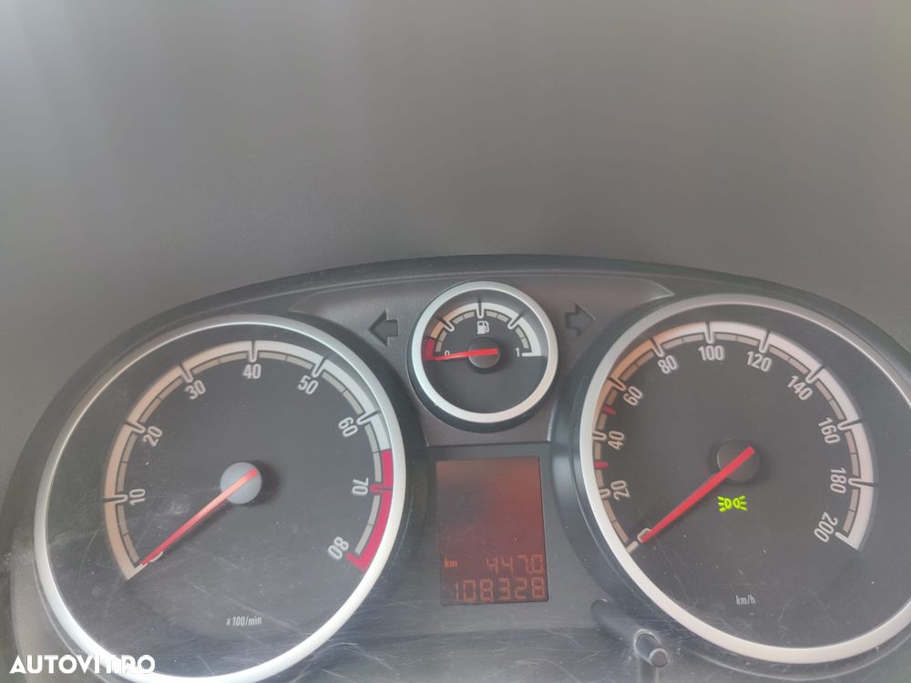 Opel Corsa 1.2 TWINPORT ECOTEC Active - 18