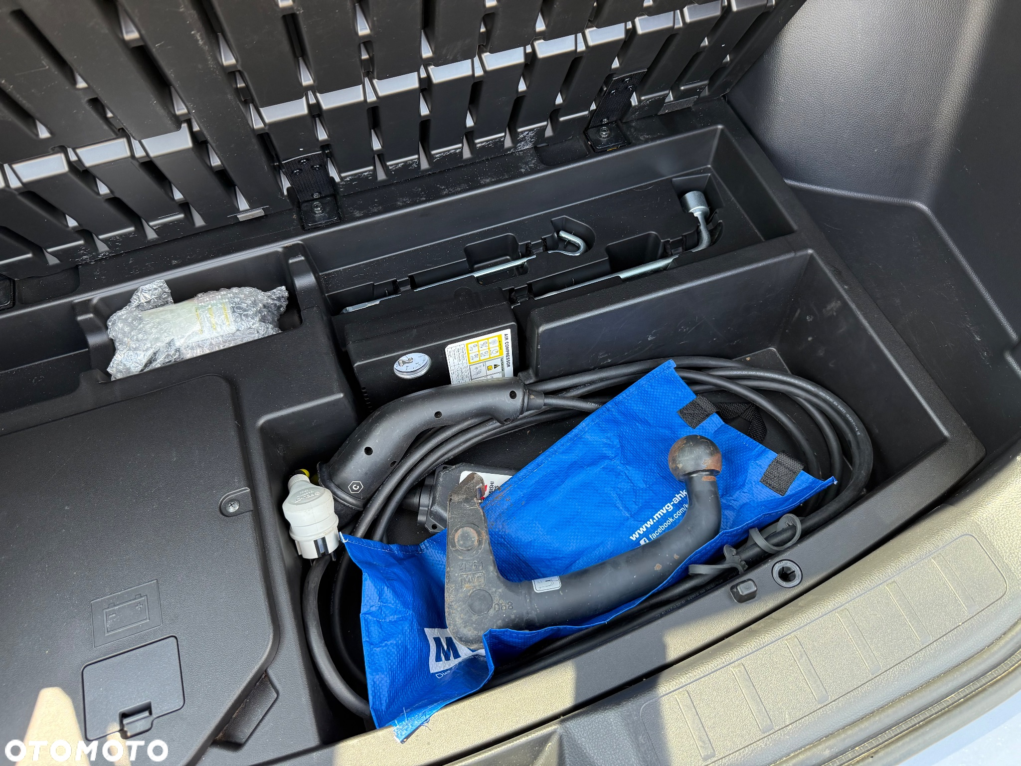 Mitsubishi Eclipse Cross Plug-In Hybrid 4WD Basis - 33