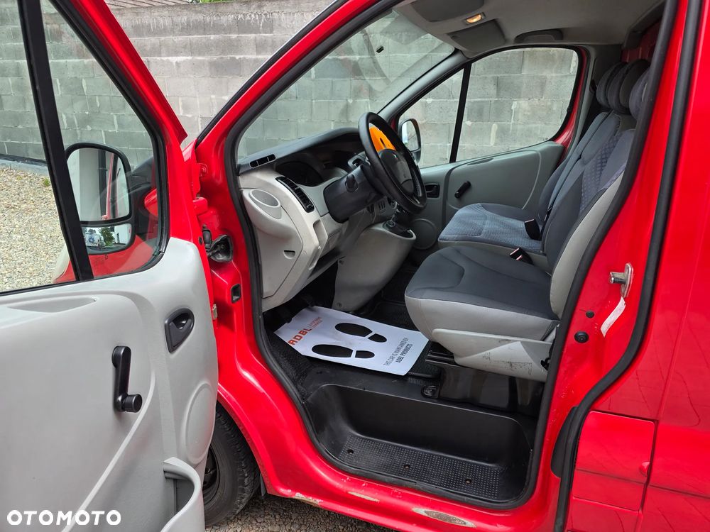 Renault Trafic - 9