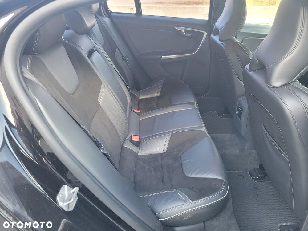 Volvo S60 - 19