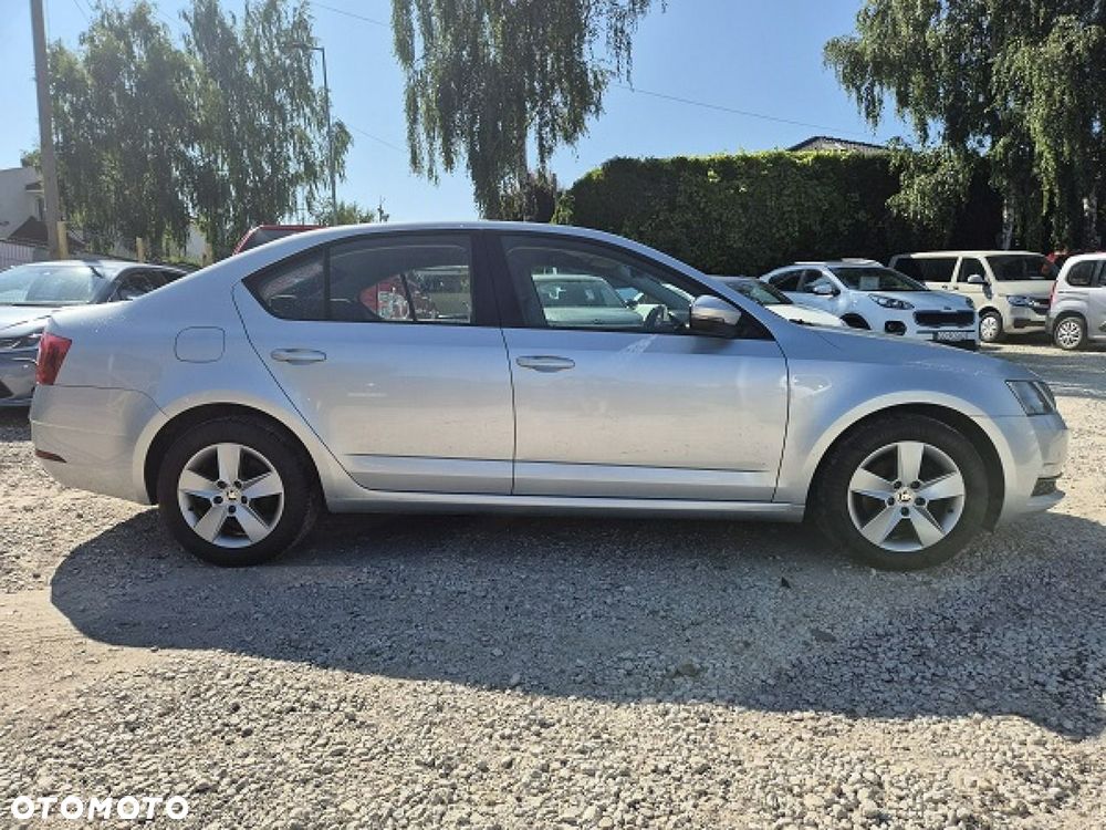 Skoda Octavia - 17