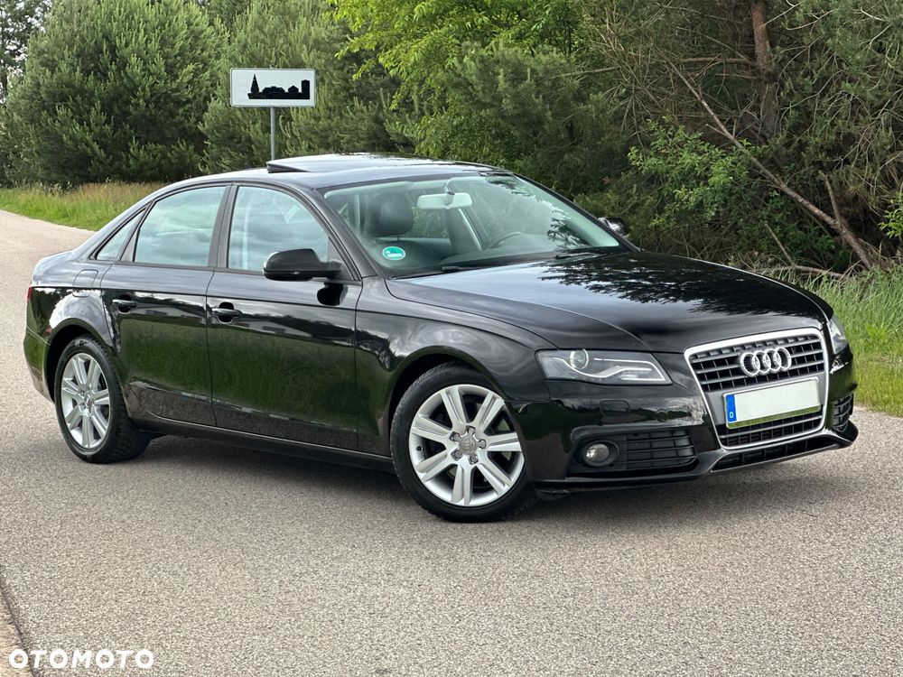 Audi A4 Limousine - 16