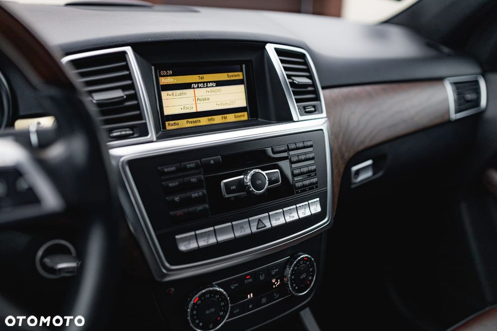 Mercedes-Benz ML 250 BlueTec 4-Matic - 7