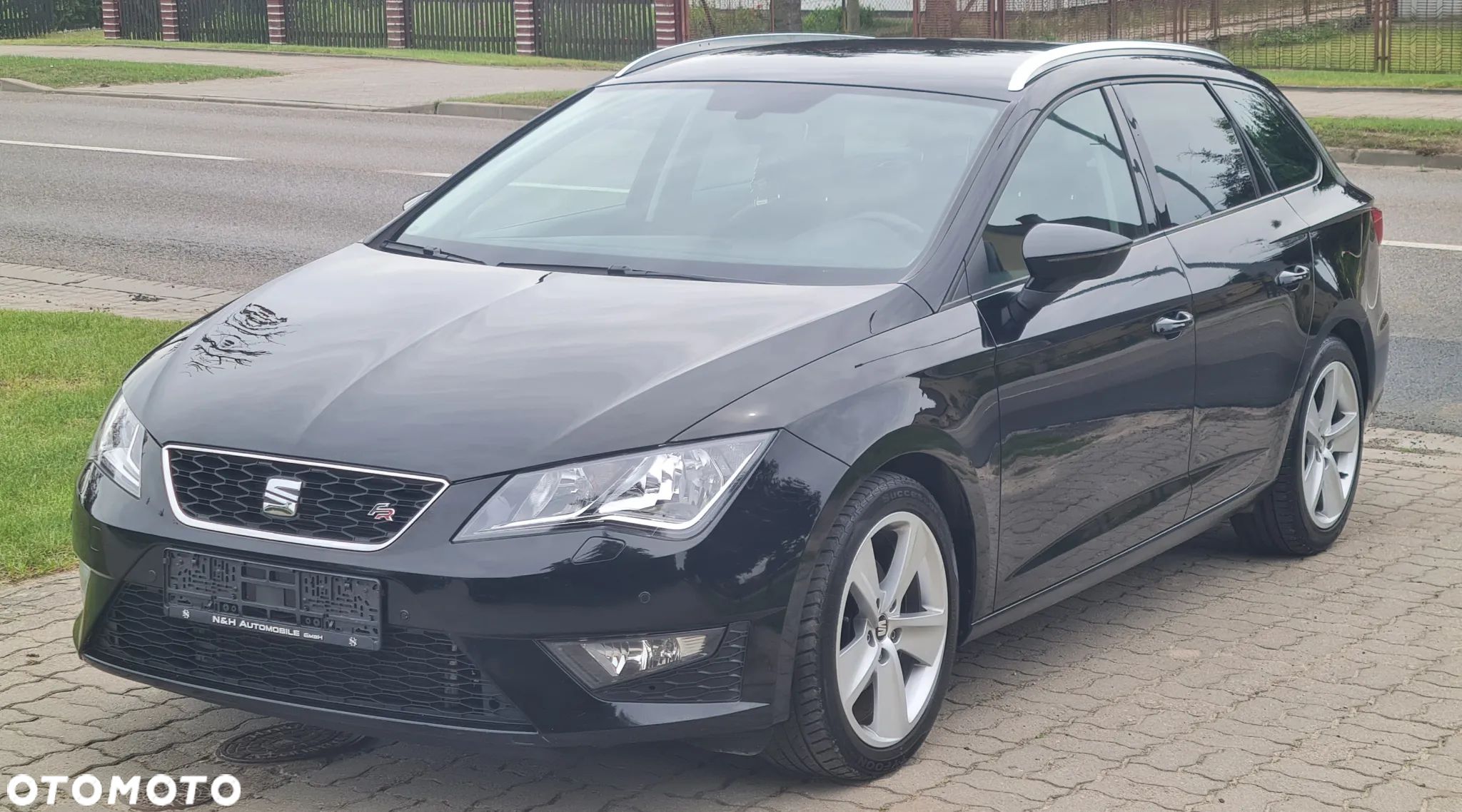 Seat Leon 2.0 TDI DPF DSG FR - 1