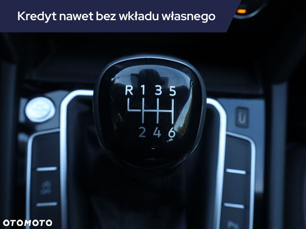 Volkswagen Passat - 19