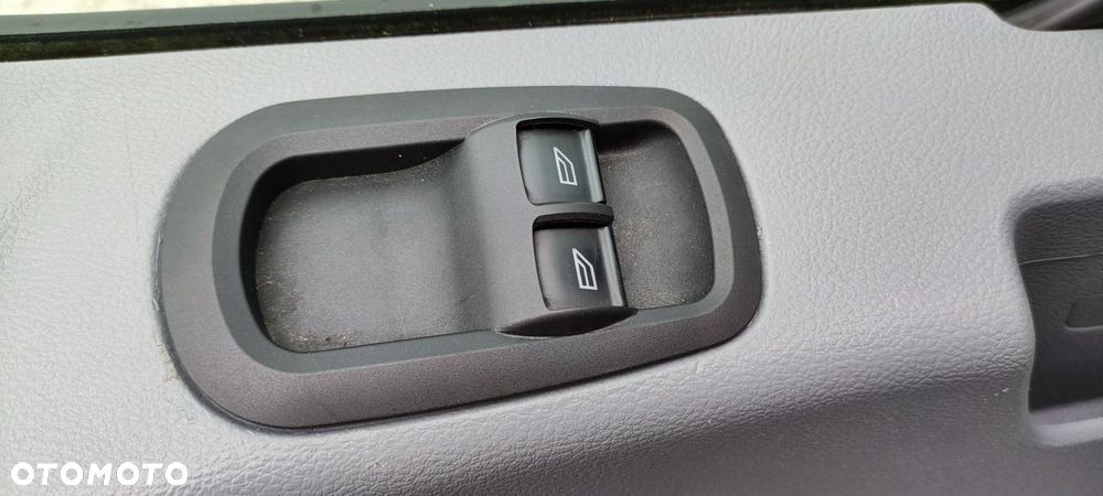 Ford Transit - 28