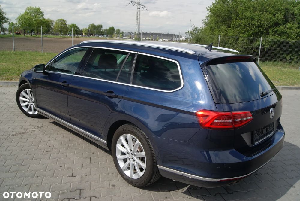 Volkswagen Passat 2.0 TDI SCR 4Mot DSG Highline - 7