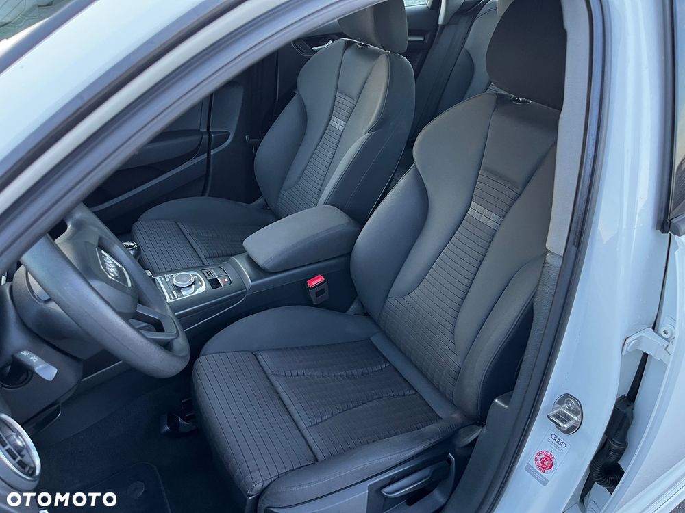 Audi A3 Sportback - 9