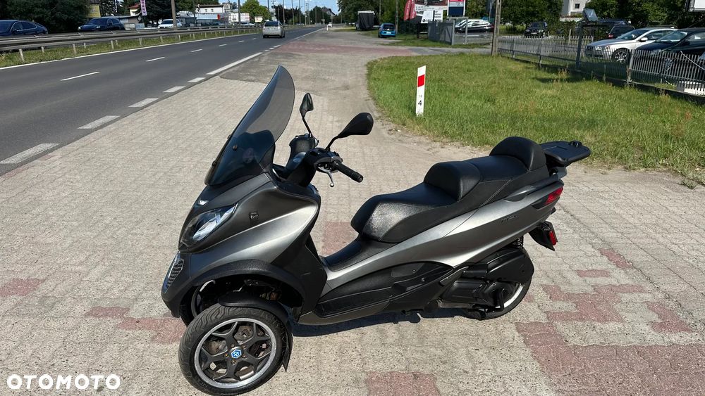 Piaggio MP-3 - 3
