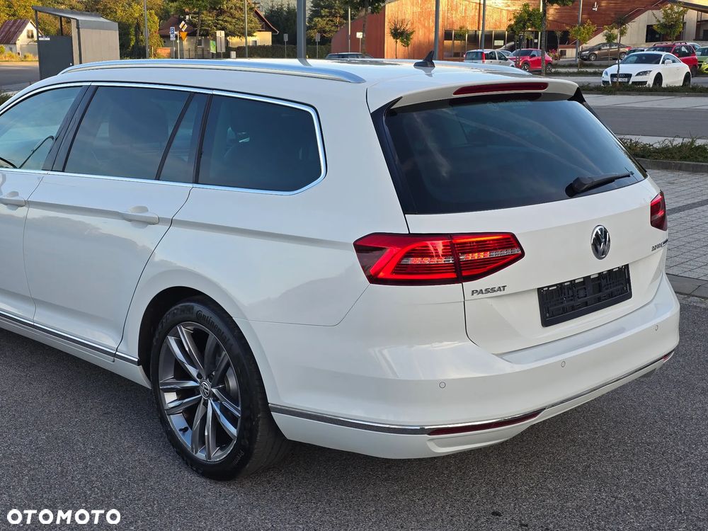 Volkswagen Passat - 20