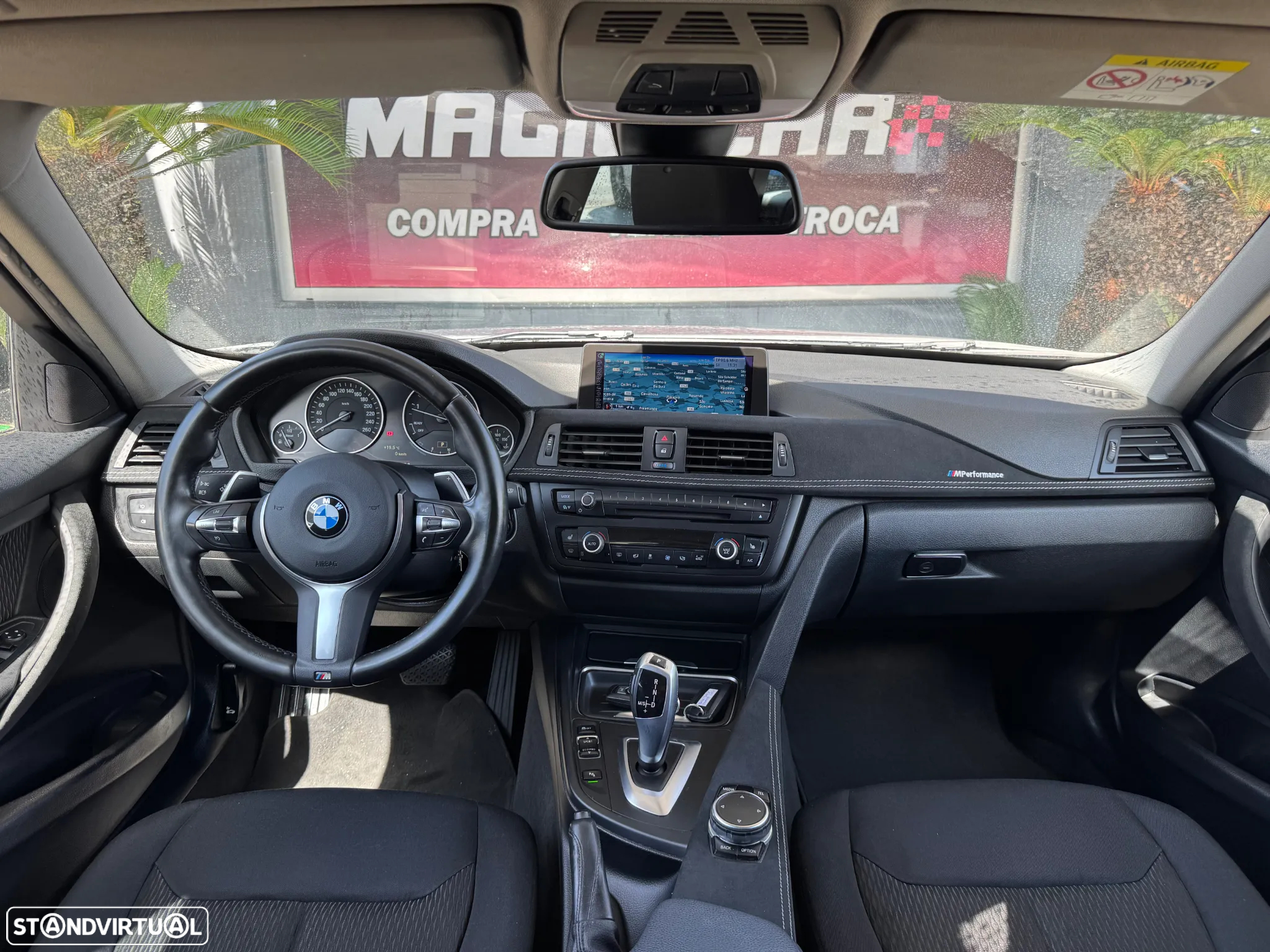 BMW 320 d Touring Auto Pack M - 25