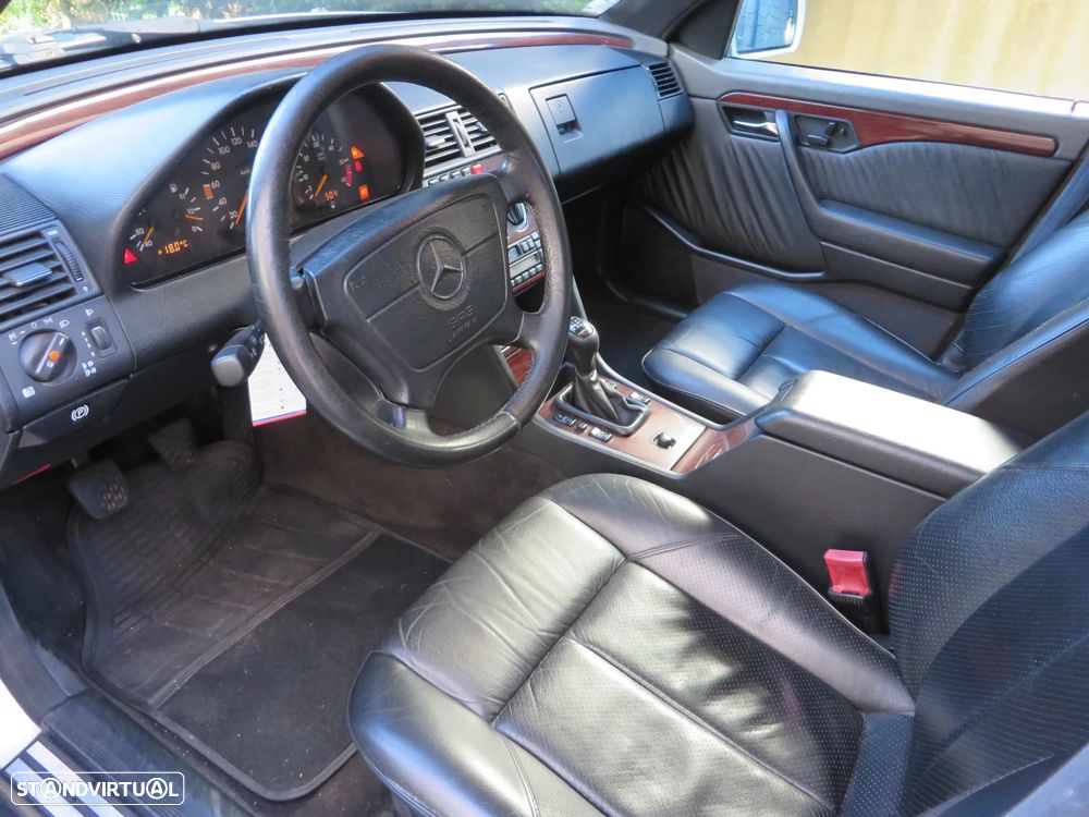 Mercedes-Benz C 250 D Elegance - 8