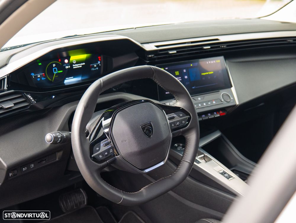 Peugeot 308 180 e-EAT8 Allure - 10